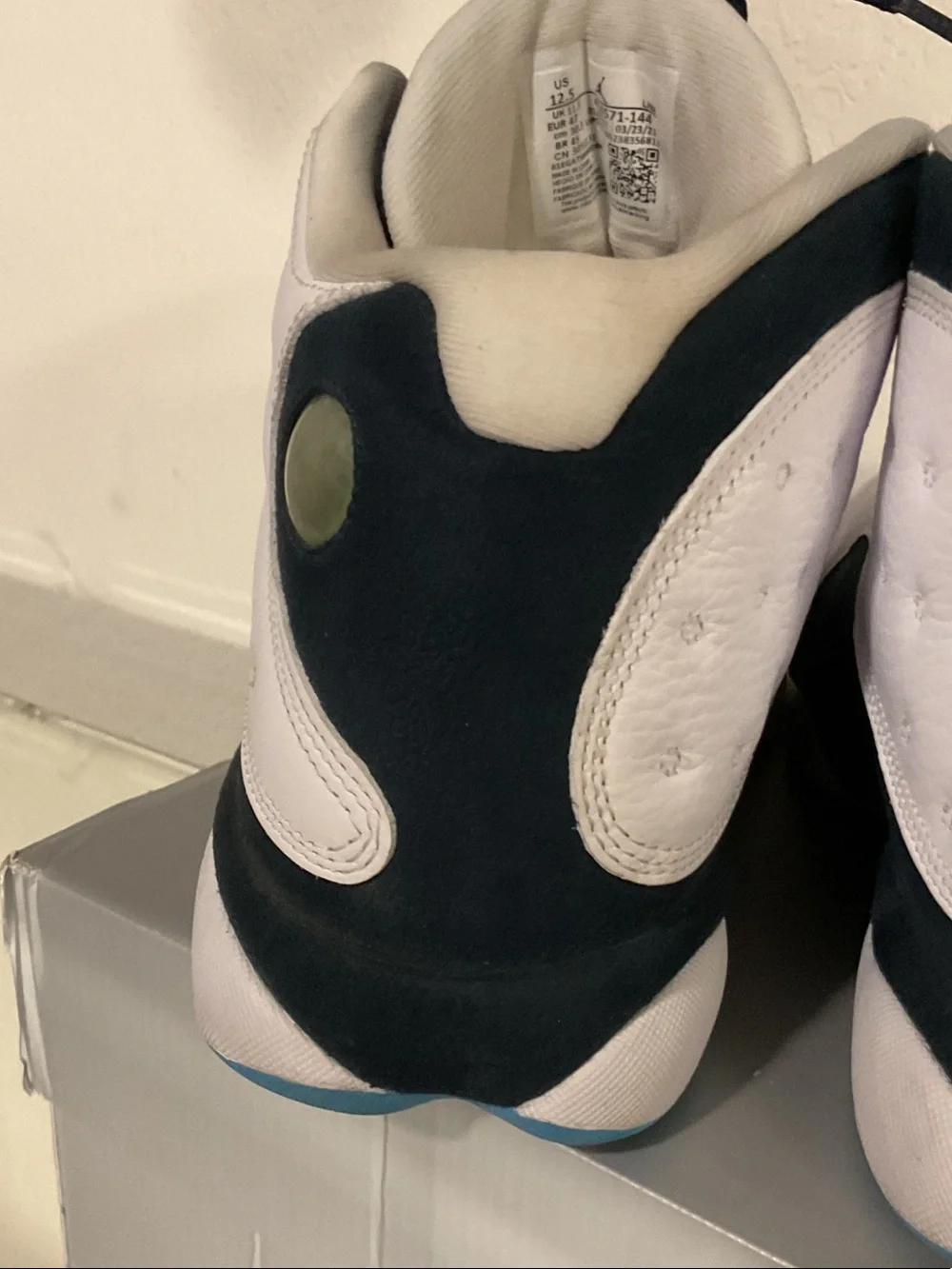 Jordan RETRO 13 White and Navy High-Top Sneakers